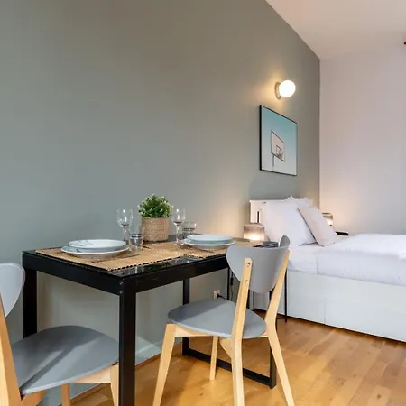 Grand Place Very Well Located Apartment