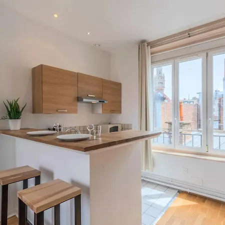 Grand Place Very Well Located Apartment *